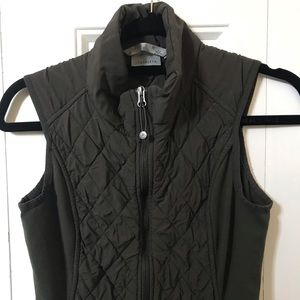 Athleta vest - small